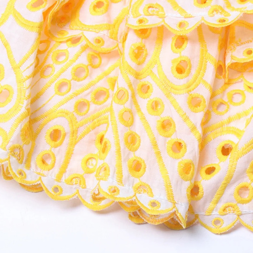Yellow Lace Women's Dress. Size S - Picture 6 of 11